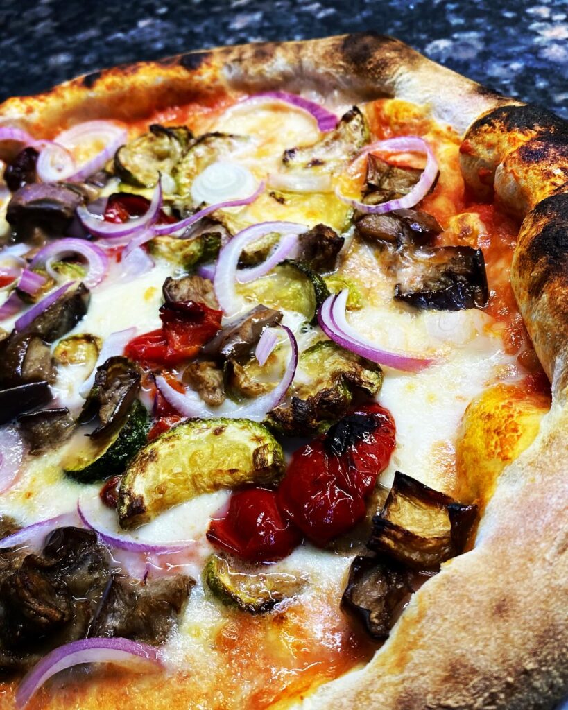 Pizzeria con consegna a domicilio a Lazzaro